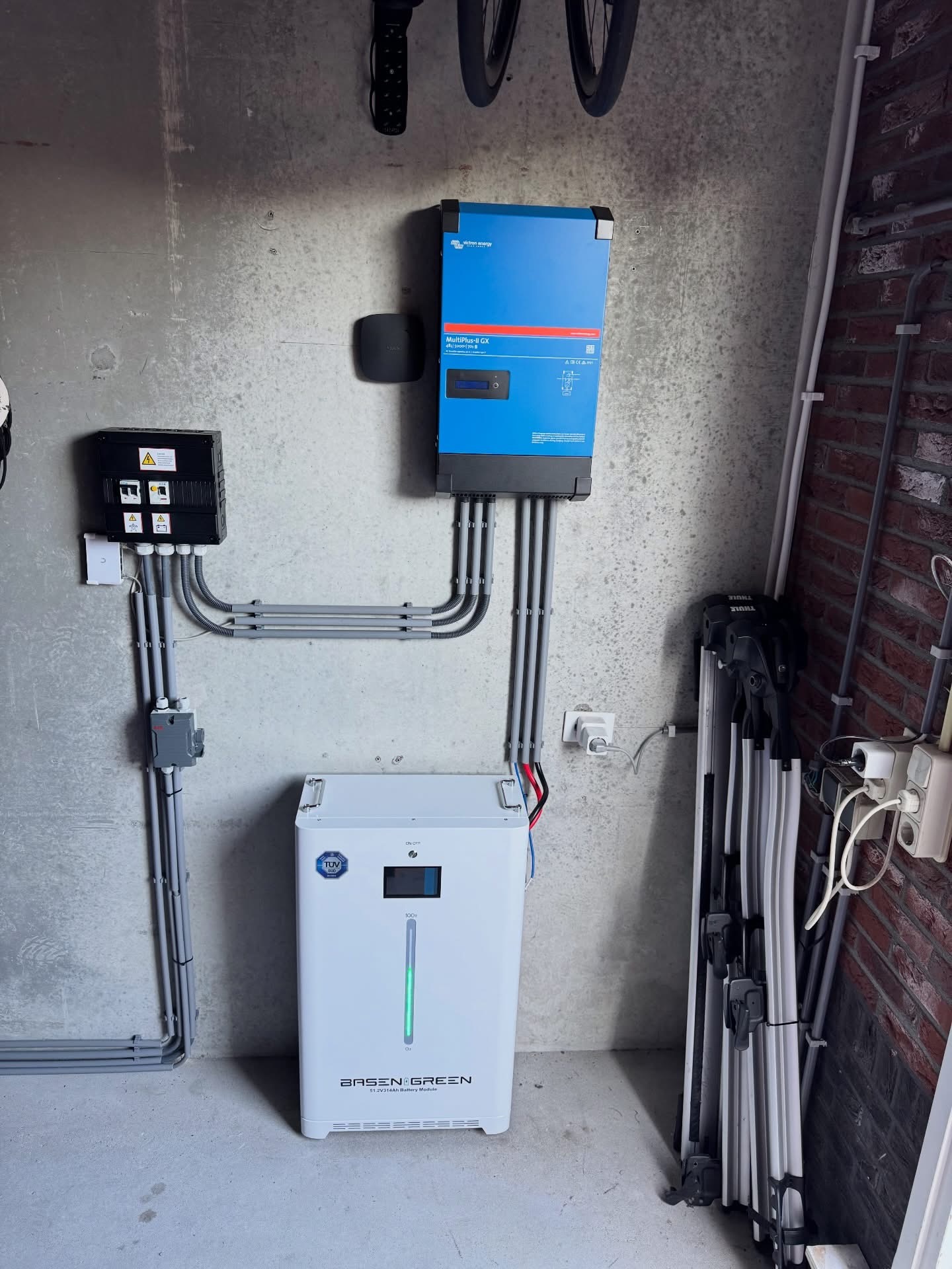 BasenGreen thuisbatterij aangesloten op het energiemanagementsysteem